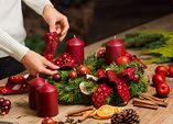 Adventkranz - Bote der Vorweihnachtszeit