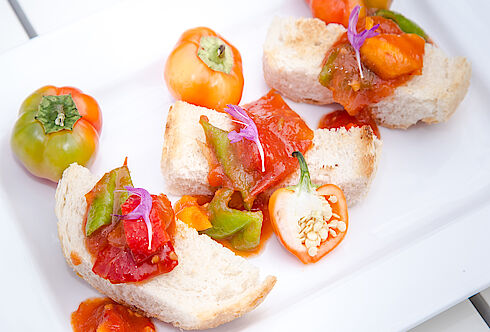 Peperonata vom 5-färbigen Chili