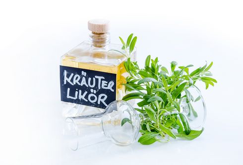 Kräuterlikör